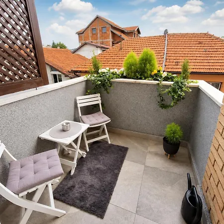 Apartamento The Nest - Near Old Town - Free Parking